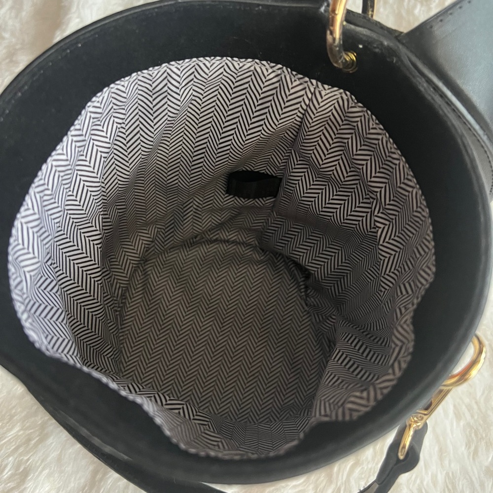 Purse - Picture 3 of 5